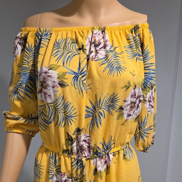 Haute Monde Yellow Floral Jumpsuit with Wide-Leg Design - Picture 2 of 8